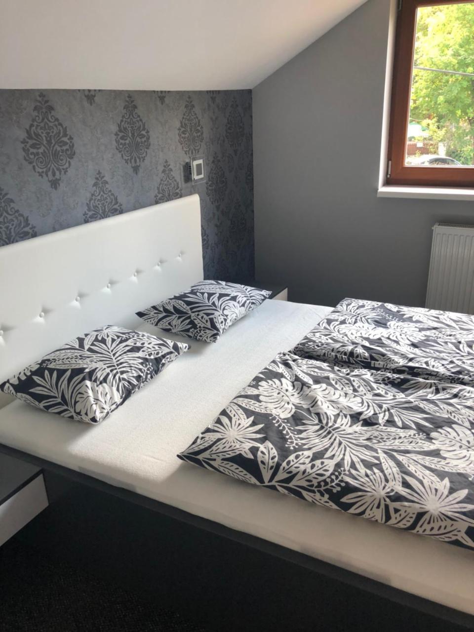 Tardosi Vendeghaz Hotell Miskolc Eksteriør bilde